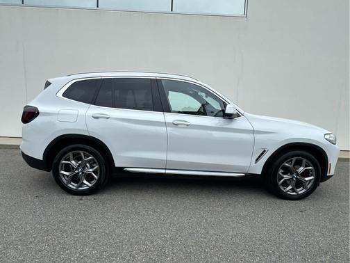 Alpine White 2023 BMW X3 xDrive30i