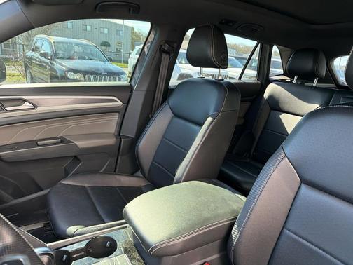 2022 Volkswagen Atlas Cross Sport 2.0T SEL