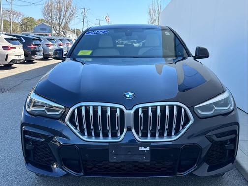 Carbon Black Metallic 2022 BMW X6 xDrive40i