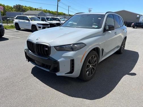 Brooklyn Grey Metallic 2026 BMW X5 M60i