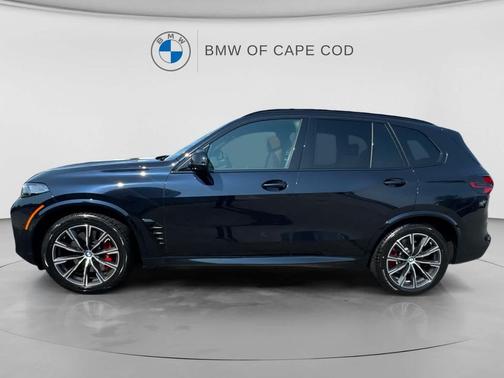 Black Sapphire Metallic 2026 BMW X5 M60i