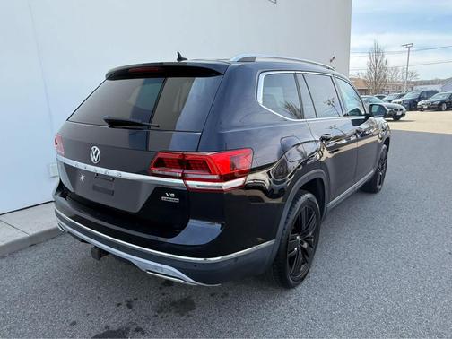 2018 Volkswagen Atlas 3.6L SEL Premium