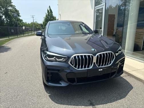2022 BMW X6 xDrive40i