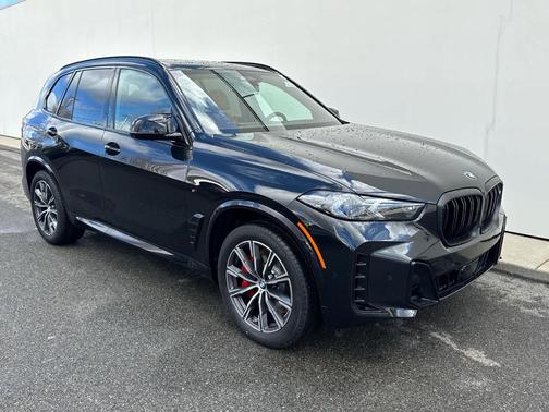 Black Sapphire Metallic 2026 BMW X5 M60i