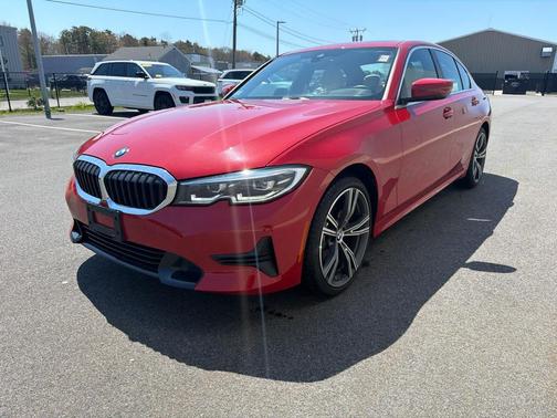 Melbourne Red Metallic 2021 BMW 330 xDrive