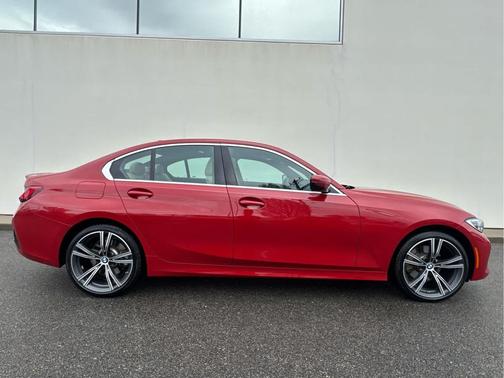 Melbourne Red Metallic 2021 BMW 330 xDrive