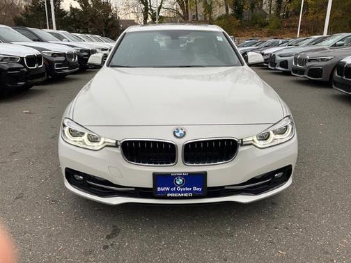 Alpine White 2018 BMW 330 xDrive