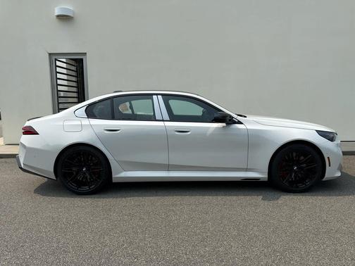2026 BMW M5 Base