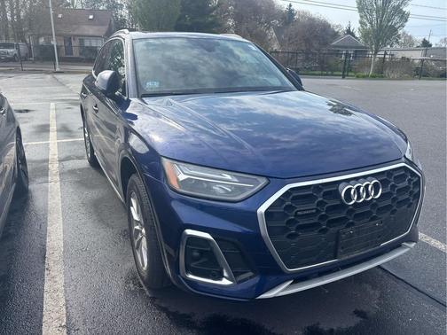 Navarra Blue Metallic 2024 Audi Q5 45 S line Premium