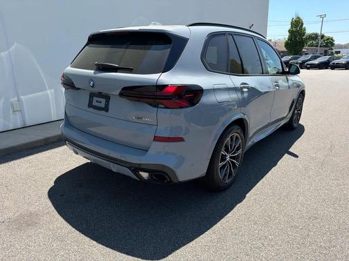 Brooklyn Grey Metallic 2026 BMW X5 PHEV xDrive50e
