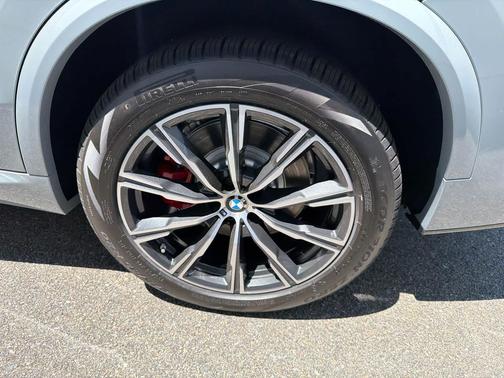 Brooklyn Grey Metallic 2026 BMW X5 PHEV xDrive50e