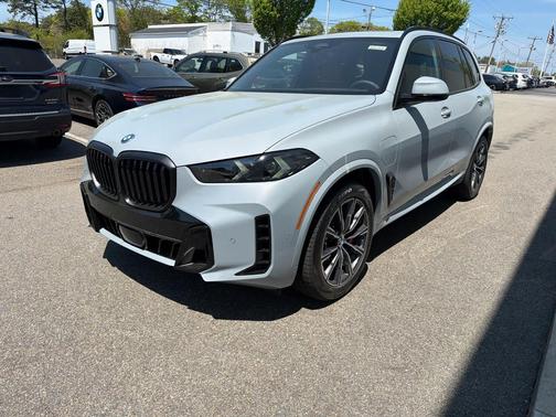 Brooklyn Grey Metallic 2026 BMW X5 PHEV xDrive50e