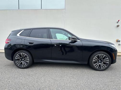 Black Sapphire Metallic 2025 BMW X3 30 xDrive