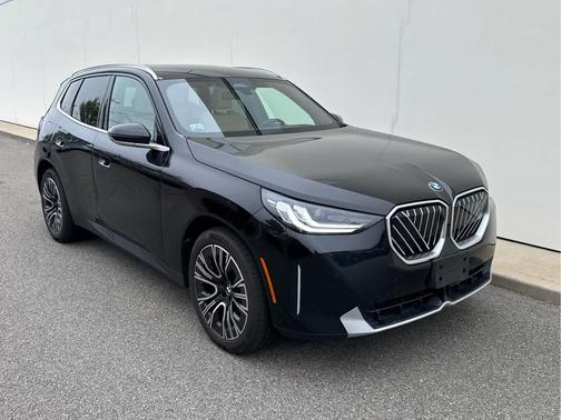 Black Sapphire Metallic 2025 BMW X3 30 xDrive