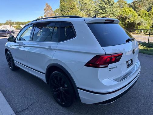 2021 Volkswagen Tiguan 2.0T SE R-Line Black 4MOTION