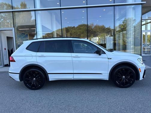 2021 Volkswagen Tiguan 2.0T SE R-Line Black 4MOTION