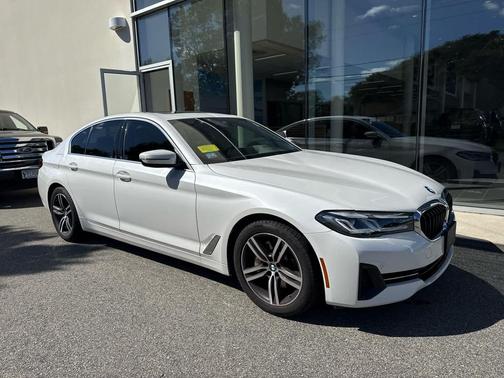 2022 BMW 530 i xDrive