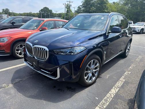 Tanzanite Blue II Metallic 2024 BMW X5 xDrive40i