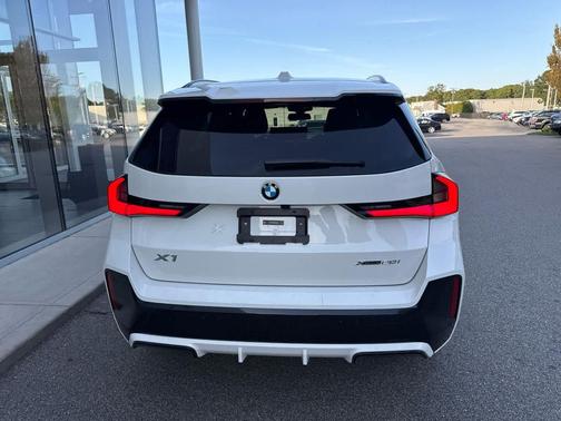2025 BMW X1 xDrive28i