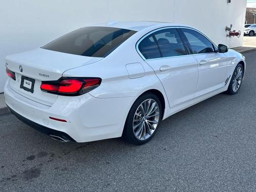 2023 BMW 540 i xDrive