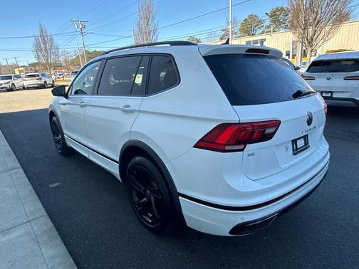 2024 Volkswagen Tiguan 2.0T SE R-Line Black 4MOTION