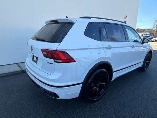 2024 Volkswagen Tiguan 2.0T SE R-Line Black 4MOTION
