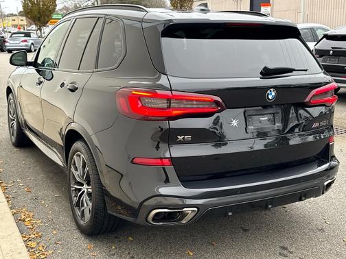 2020 BMW X5 M50i
