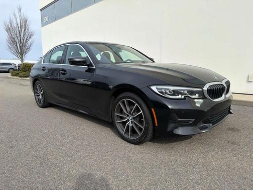 Black Sapphire Metallic 2019 BMW 330 xDrive