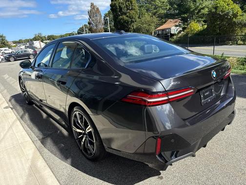 2024 BMW 540 i xDrive