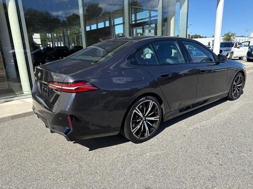 2024 BMW 540 i xDrive