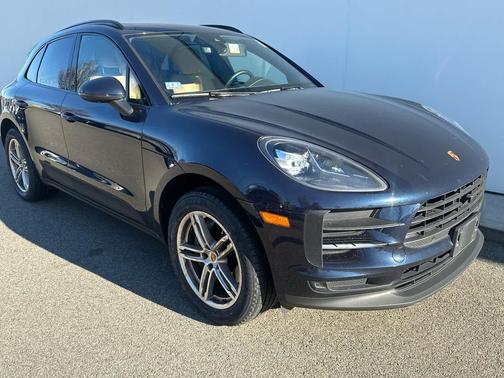 2021 Porsche Macan AWD