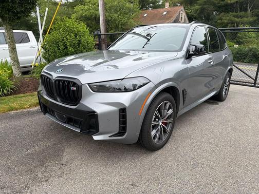 Skyscraper Grey Metallic 2026 BMW X5 M60i