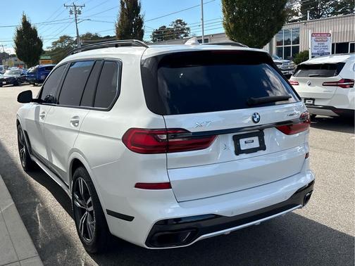 2022 BMW X7 xDrive40i