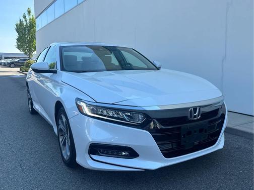 Platinum White Pearl 2020 Honda Accord EX-L 1.5T
