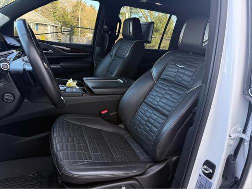 2022 Cadillac Escalade ESV Sport Platinum