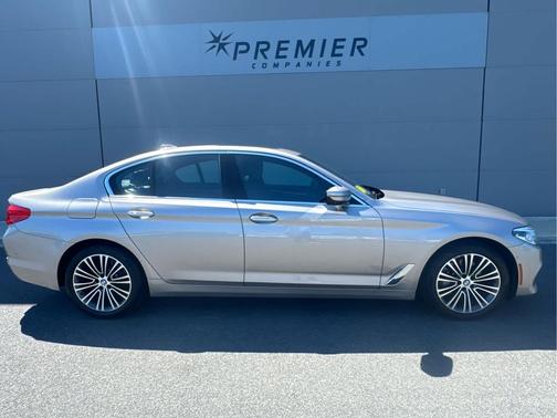 Cashmere Silver Metallic 2018 BMW 540 xDrive
