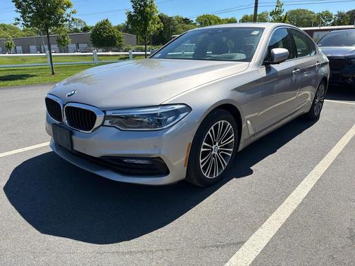 Cashmere Silver Metallic 2018 BMW 540 xDrive