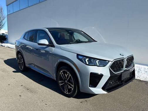 2025 BMW X2 xDrive28i