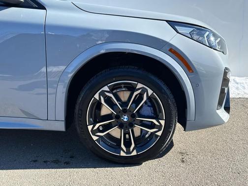 2025 BMW X2 xDrive28i