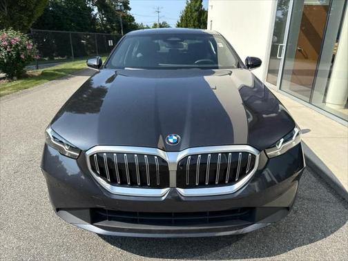 2024 BMW 530 i xDrive