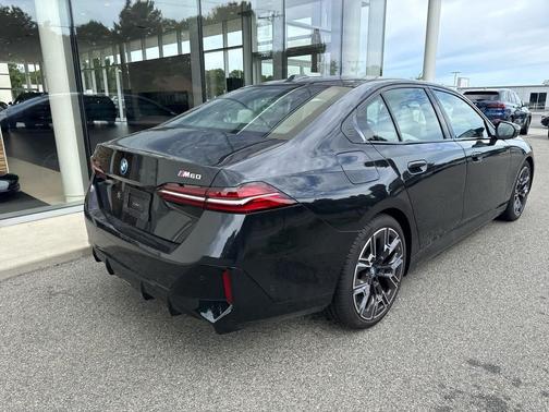 2024 BMW i5 M60