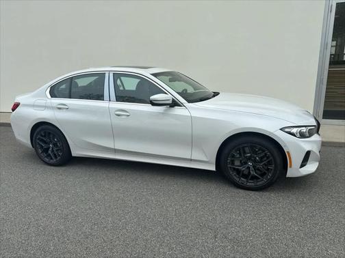 2025 BMW 330 i xDrive