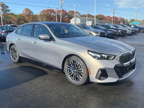 2026 BMW 550e xDrive