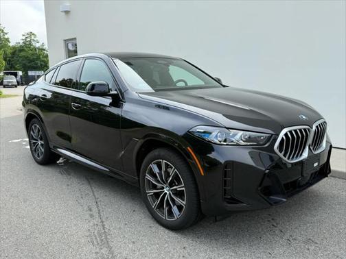 2025 BMW X6 xDrive40i