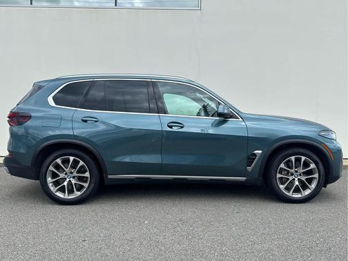 Blue Ridge Mountain Metallic 2024 BMW X5 PHEV xDrive50e
