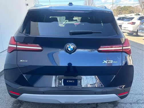 Tanzanite Blue II Metallic 2026 BMW X3 30 xDrive
