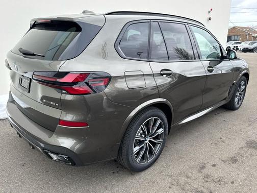 2026 BMW X5 PHEV xDrive50e