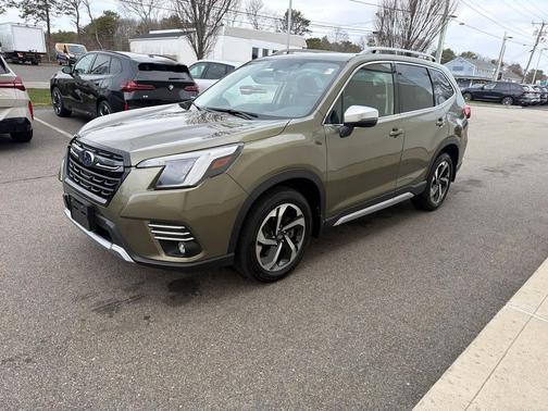 Autumn Green Metallic 2023 Subaru Forester Touring