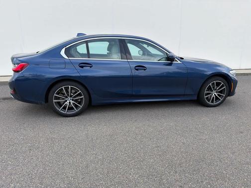 2021 BMW 330 xDrive