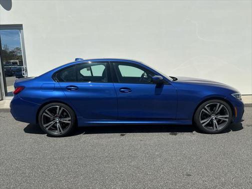 2022 BMW 330 xDrive